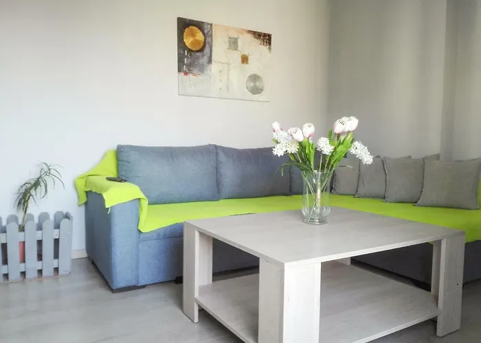 Luxury At Navarino Square